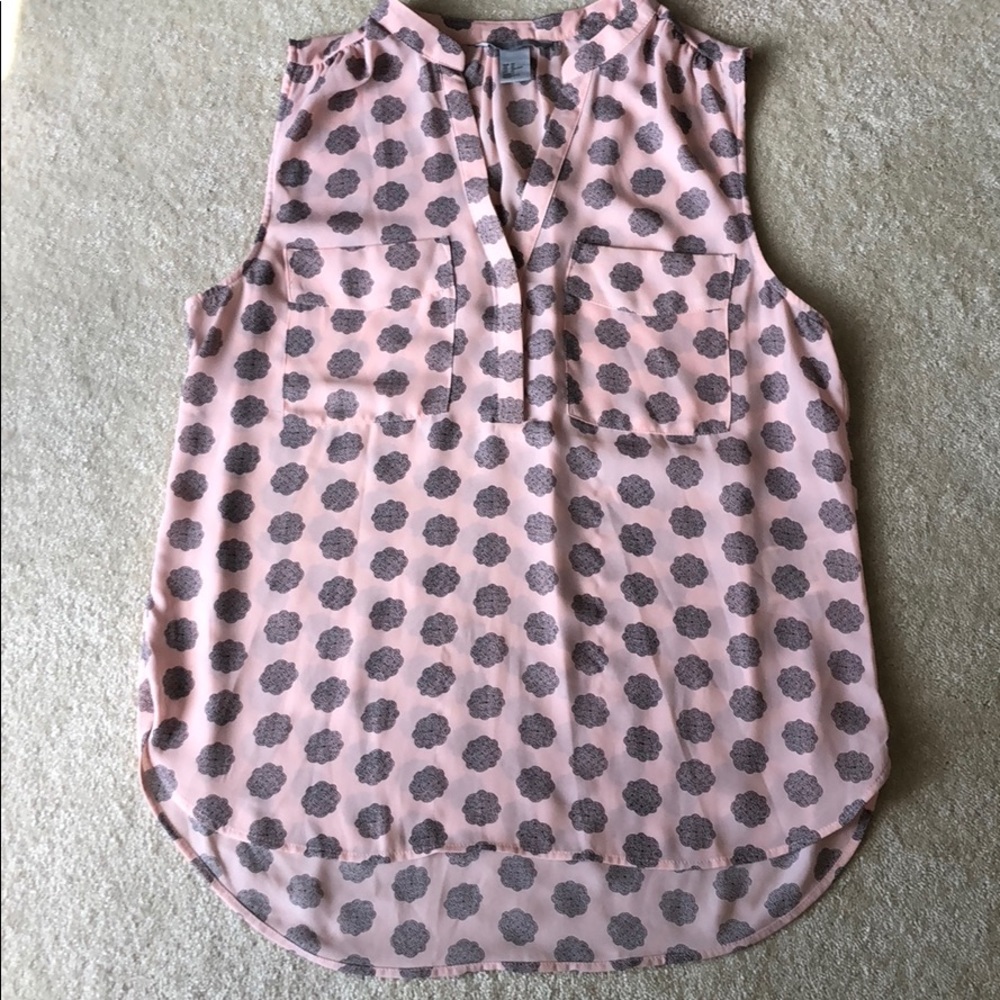 Cute H&M top.